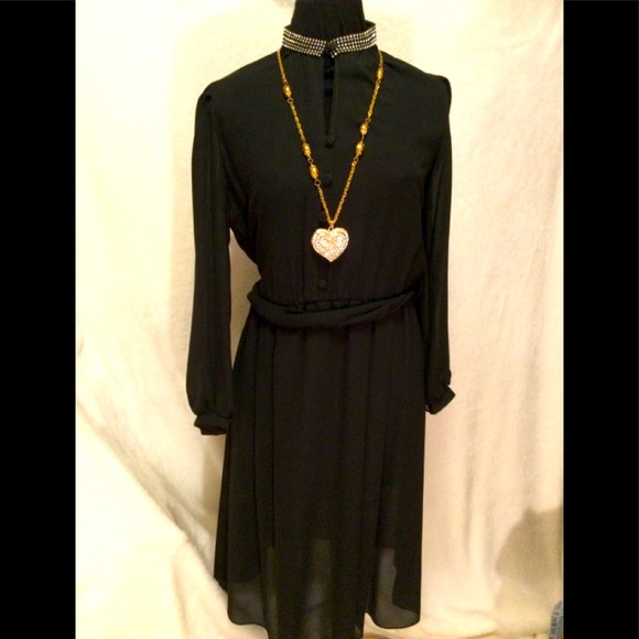 💥VITG BLACK CHIFFON RHINESTONE DRESS FRO 1960’S - Picture 2 of 5